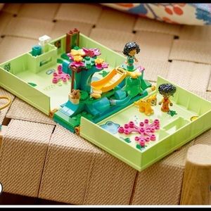 LEGO Disney Encanto Antonio's Magical Door
